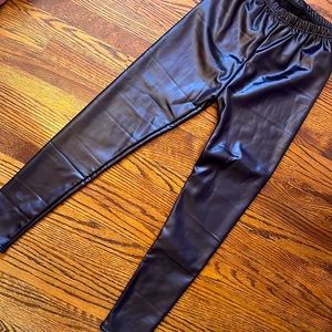 NWOT pleather stretch for legging